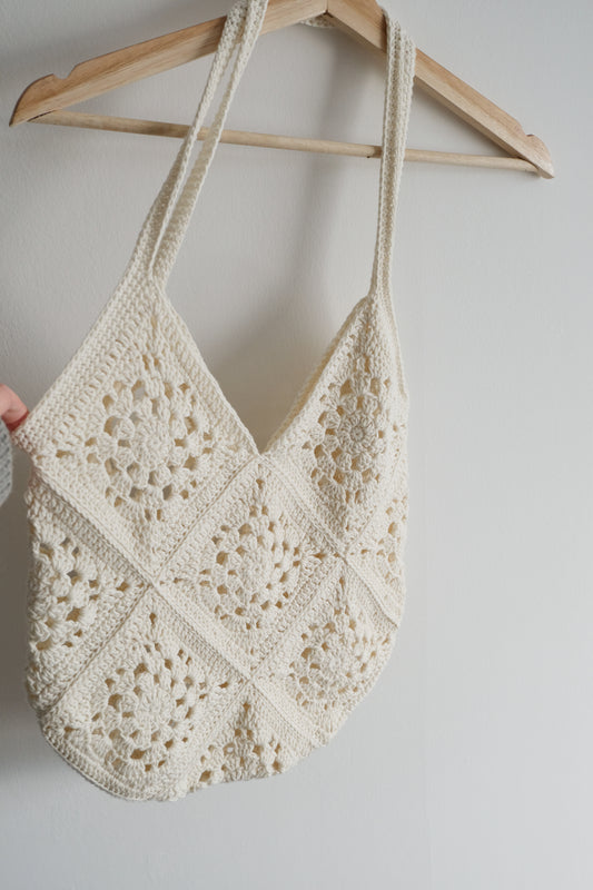 Circle Dance Tote Bag Crochet Pattern