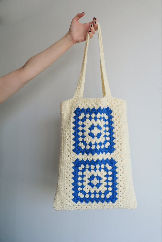 Two Granny Squares Tote Bag Crochet Pattern