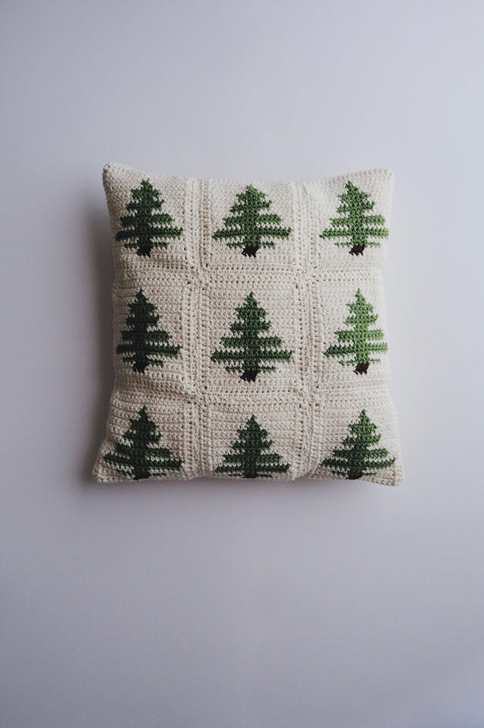 Christmas Tree Pillowcase Crochet Pattern 🎄